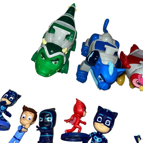 Pj masks Action Figure Vehicles toy lot - Picture 4 of 5